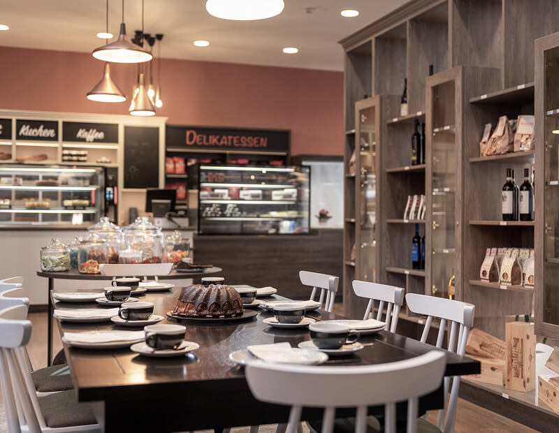 Store delicacies for home